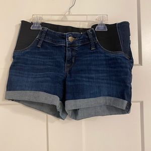 Isabel Maternity Shorts in dark wash